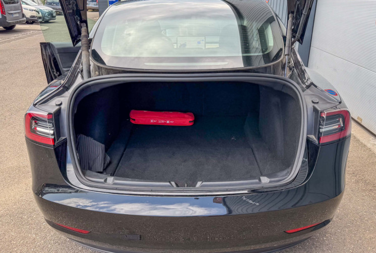 Tesla Model 3 STANDARD RANGE ATTELAGE 