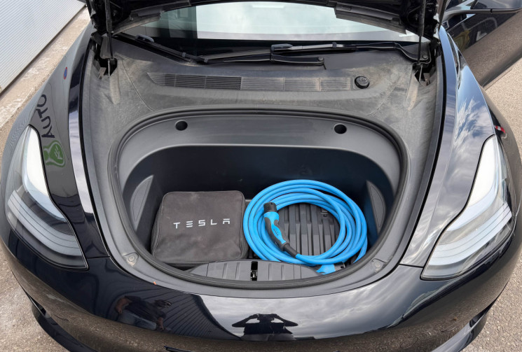 Tesla Model 3 STANDARD RANGE ATTELAGE 