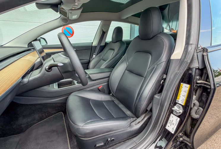 Tesla Model 3 STANDARD RANGE ATTELAGE 