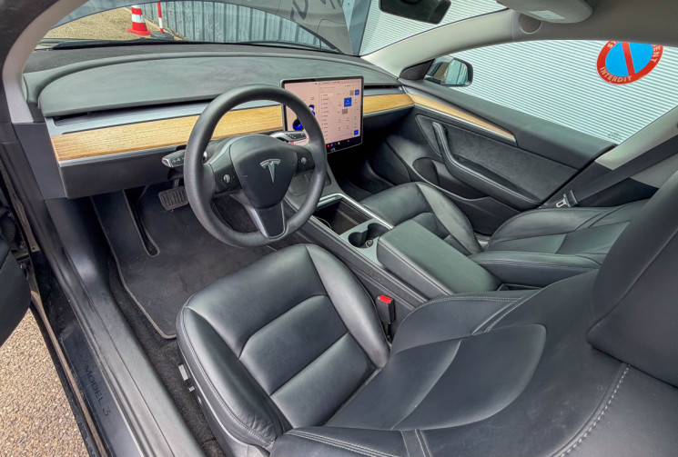 Tesla Model 3 STANDARD RANGE ATTELAGE 