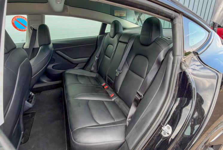 Tesla Model 3 STANDARD RANGE ATTELAGE 