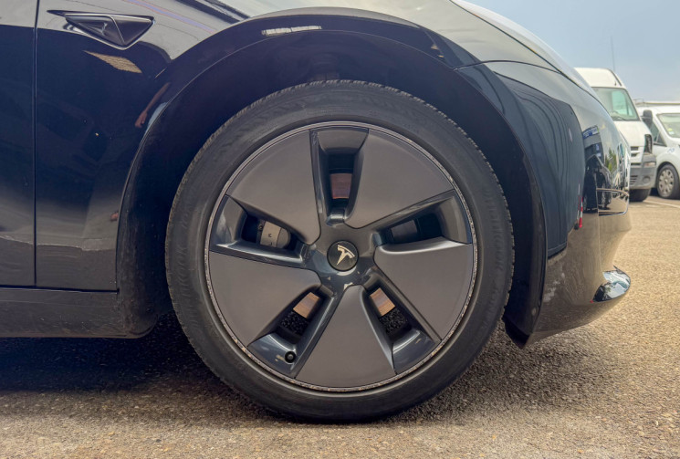 Tesla Model 3 STANDARD RANGE ATTELAGE 