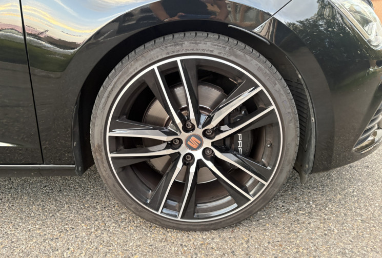 SEAT Leon 2.0 TSI 290 ch Cupra DSG7 / DIGITAL COCKPIT / Siège Chauffant / Toit ouvrant / Beats Audio
