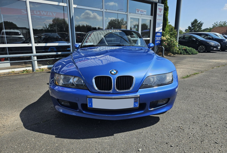 BMW Z3 Roadster (E36) 1.9i 116 INDIVIDUAL BLEU ESTORIL