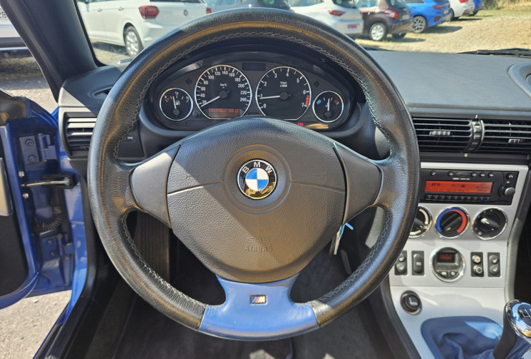BMW Z3 Roadster (E36) 1.9i 116 INDIVIDUAL BLEU ESTORIL