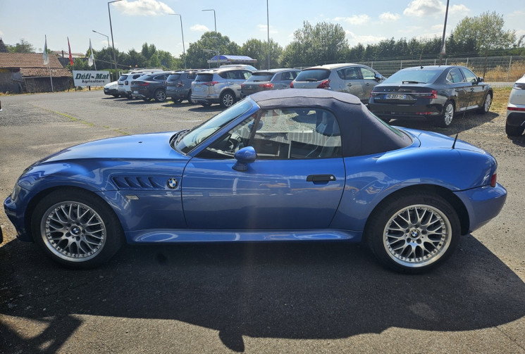 BMW Z3 Roadster (E36) 1.9i 116 INDIVIDUAL BLEU ESTORIL