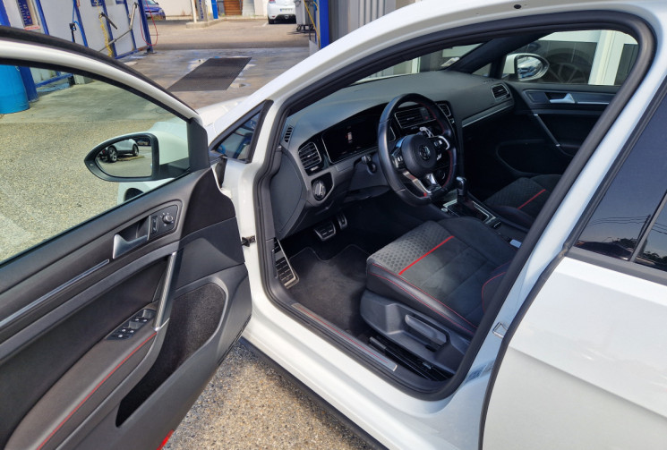 Volkswagen Golf VII gti performance 