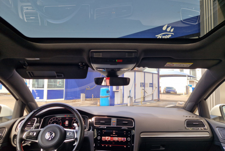 Volkswagen Golf VII gti performance 