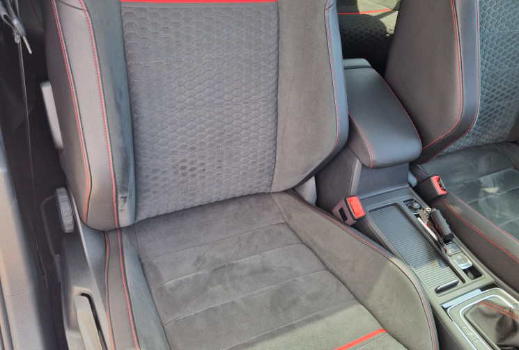 Volkswagen Golf VII gti performance 