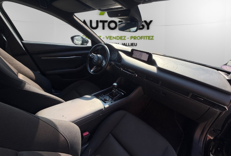 Mazda MAZDA 3 2.0 SKYACTIV-G  / 122 CH / BUSINESS EXECUTIVE