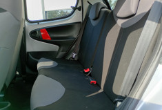 Peugeot 107 5 Portes - 1.0 Essence - Edition 64