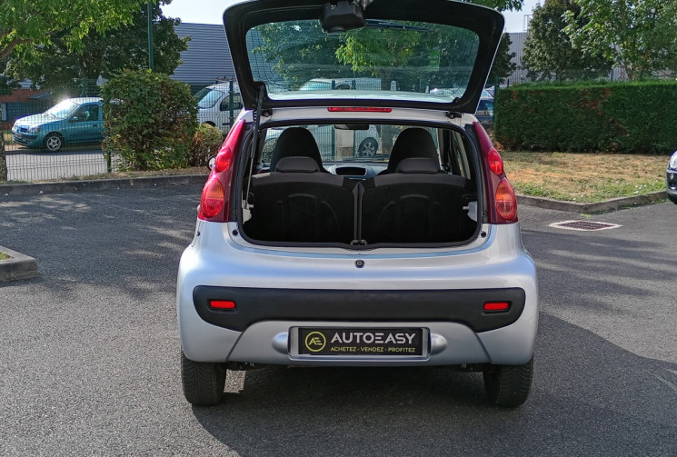 Peugeot 107 5 Portes - 1.0 Essence - Edition 64