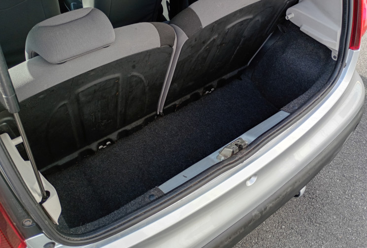 Peugeot 107 5 Portes - 1.0 Essence - Edition 64