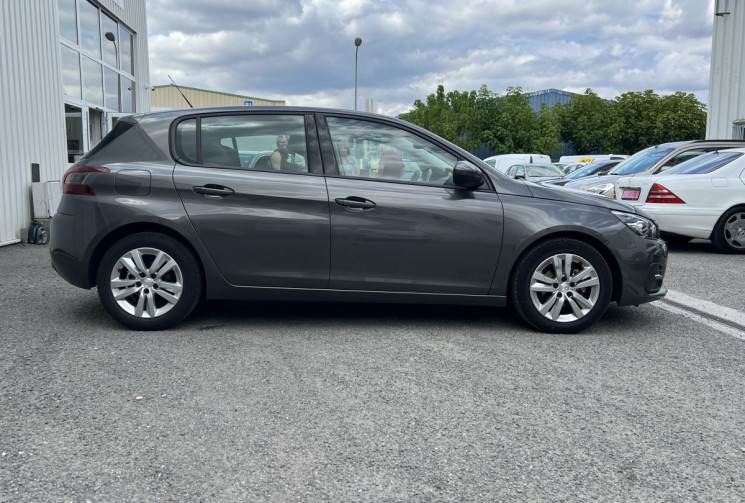 Peugeot 308 110cv ACTIVE * Carplay * Distribution Neuve * Faible Kilométrage  