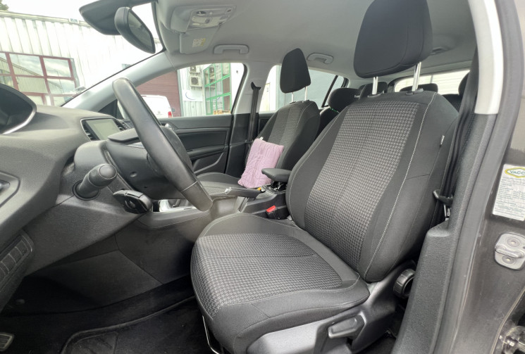 Peugeot 308 110cv ACTIVE * Carplay * Distribution Neuve * Faible Kilométrage  