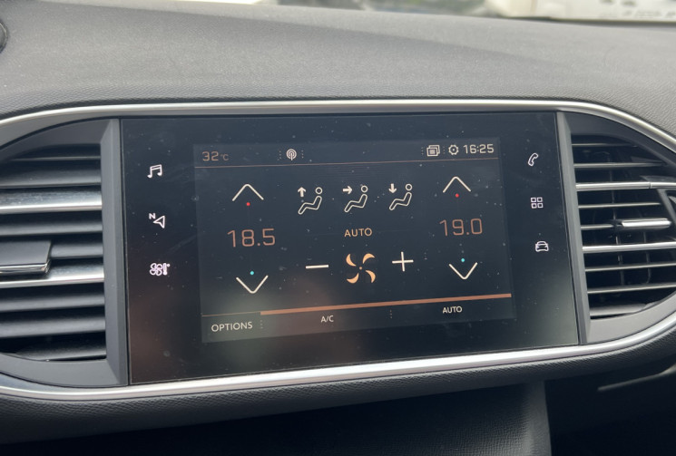 Peugeot 308 110cv ACTIVE * Carplay * Distribution Neuve * Faible Kilométrage  