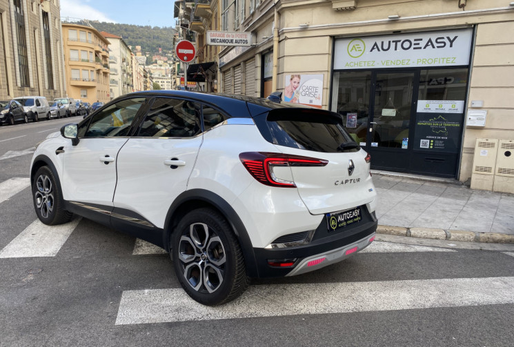 Renault Captur E-TECH 1.6 i 145 HYBRID INTENS 35800 KMS