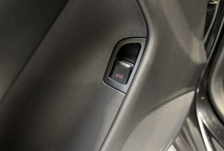 Audi A5 2.0 TFSI 211 ch Ambiente Quattro Éthanol / Sièges électriques / révision 2026