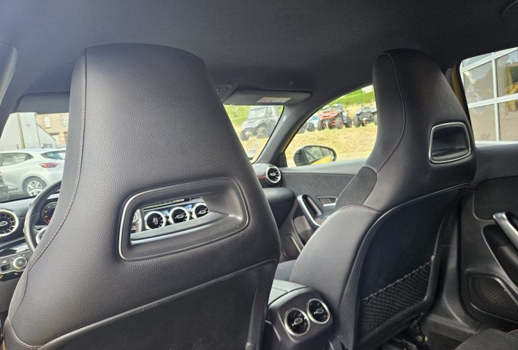 Mercedes Classe A 200 W177 2.0 150 8G-DCT AMG LINE PACK BLACK