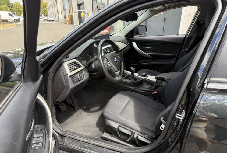 BMW Série 3 F30 318D 143 LOUNGE