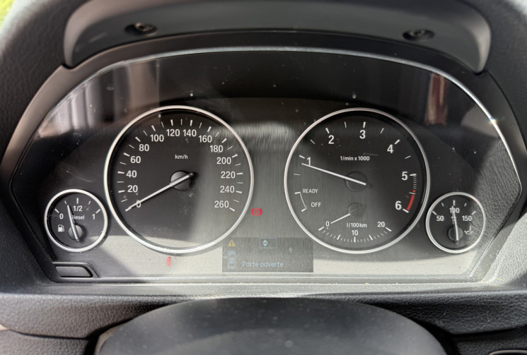 BMW Série 3 F30 318D 143 LOUNGE