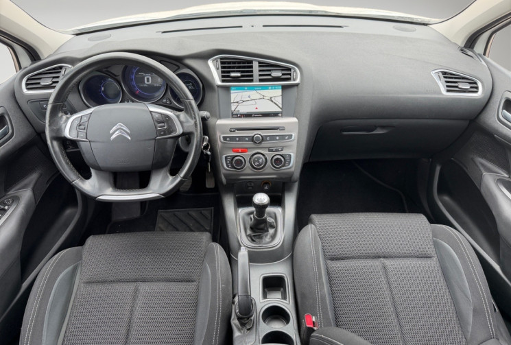 Citroën C4 1.6 BLUE HDi 100 MILLENIUM BUSINESS / CARPLAY / RADAR DE RECUL / DISTRIBUTION 03/26