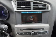 Citroën C4 1.6 BLUE HDi 100 MILLENIUM BUSINESS / CARPLAY / RADAR DE RECUL / DISTRIBUTION 03/26