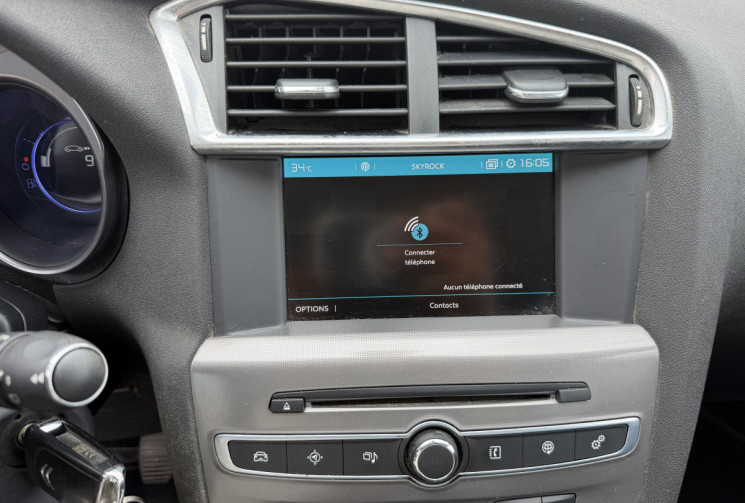 Citroën C4 1.6 BLUE HDi 100 MILLENIUM BUSINESS / CARPLAY / RADAR DE RECUL / DISTRIBUTION 03/26
