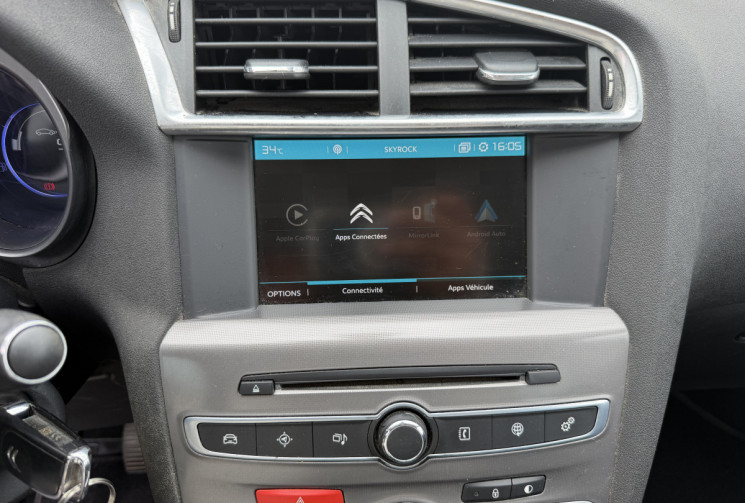 Citroën C4 1.6 BLUE HDi 100 MILLENIUM BUSINESS / CARPLAY / RADAR DE RECUL / DISTRIBUTION 03/26