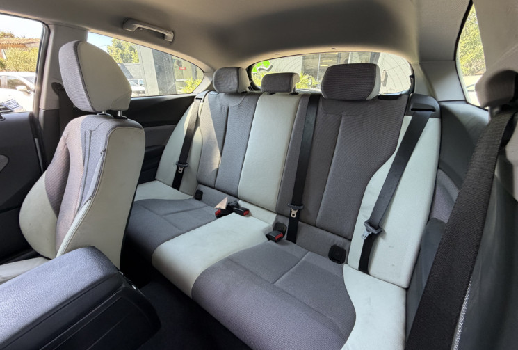 BMW Série 1 114i 102 Urban Life 3P / Radars AV AR / GPS / Keyless / Entretien à Jour