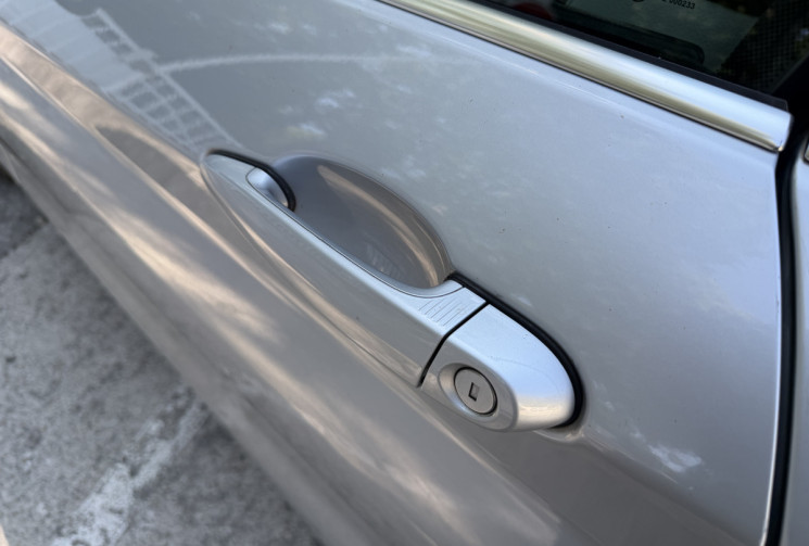 BMW Série 1 114i 102 Urban Life 3P / Radars AV AR / GPS / Keyless / Entretien à Jour