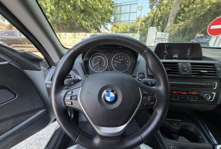 BMW Série 1 114i 102 Urban Life 3P / Radars AV AR / GPS / Keyless / Entretien à Jour