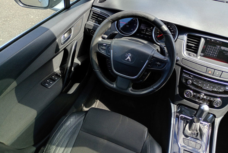 Peugeot 508 SW ALLURE 2.0 BlueHDi 180 EAT6 – TOIT PANO / ATTELAGE