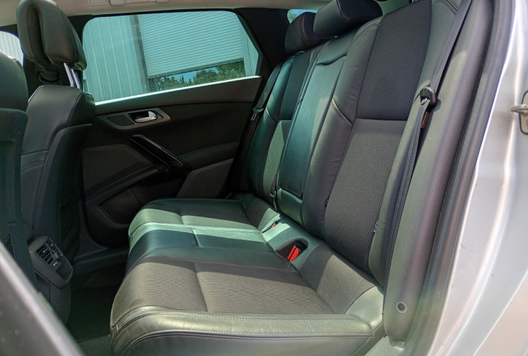 Peugeot 508 SW ALLURE 2.0 BlueHDi 180 EAT6 – TOIT PANO / ATTELAGE