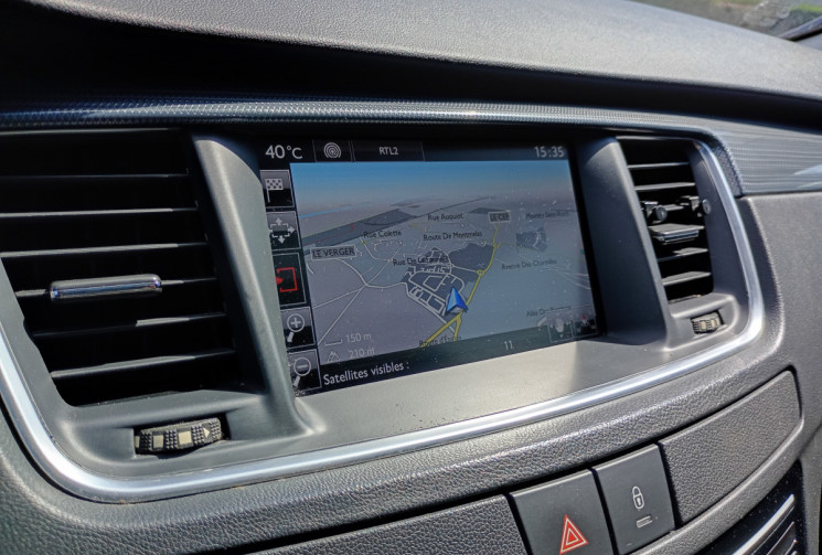 Peugeot 508 SW ALLURE 2.0 BlueHDi 180 EAT6 – TOIT PANO / ATTELAGE