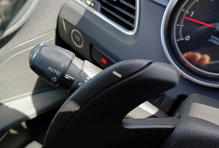 Peugeot 508 SW ALLURE 2.0 BlueHDi 180 EAT6 – TOIT PANO / ATTELAGE