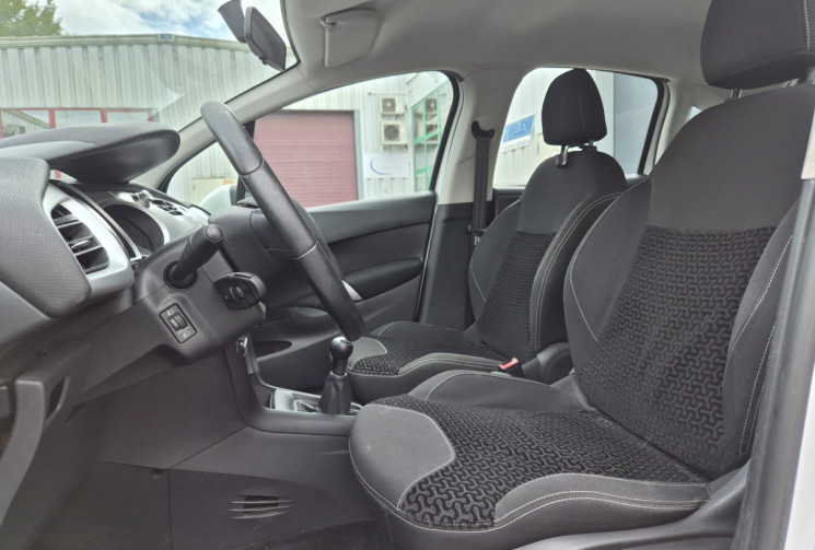Citroën C3 II 1.6 E-HDI AIRDREAM S&S * 92 CV * CLIM * DISTRIBUTION OK * CT OK 