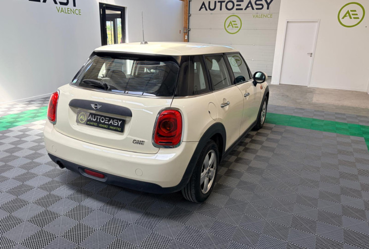 Mini MINI 5 PORTES ONE - Ess 102cv - CLIM - ENTRETIEN JUIL 26 & 4 PNEUS NEUFS