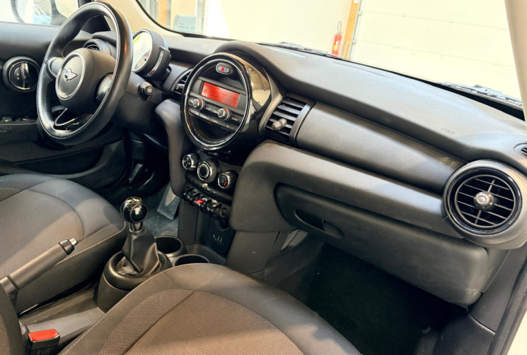 Mini MINI 5 PORTES ONE - Ess 102cv - CLIM - ENTRETIEN JUIL 26 & 4 PNEUS NEUFS