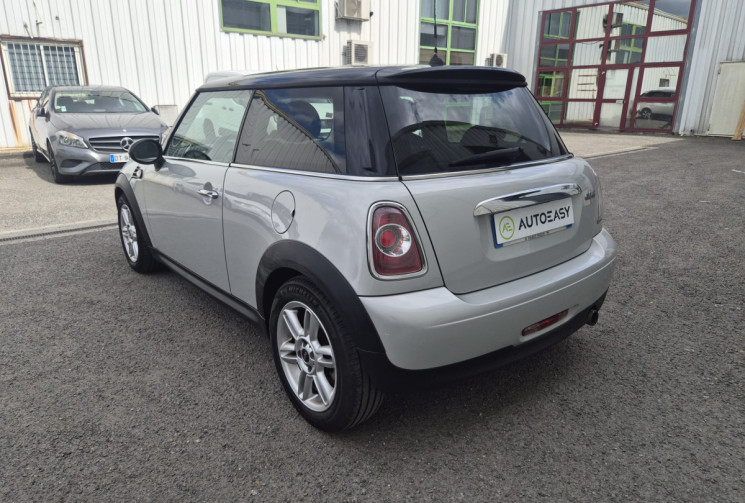 Mini Mini 2 (R56) LCI COOPER 1.6 I * CT VIERGE * BIP DE RECUL * CLIM * CARNET COMPLET MINI