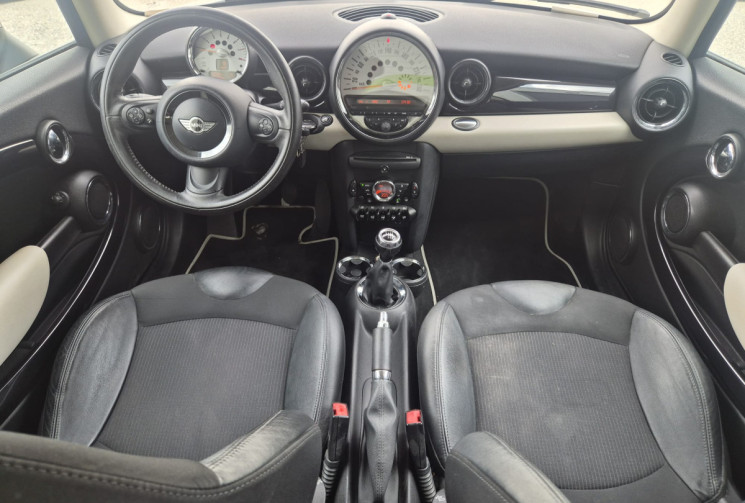 Mini Mini 2 (R56) LCI COOPER 1.6 I * CT VIERGE * BIP DE RECUL * CLIM * CARNET COMPLET MINI