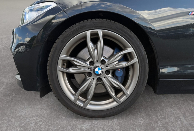 BMW Série 2 235i boite manuelle - M Sport