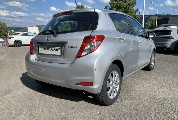 Toyota Yaris III 1.3 100 VVT-I DYNAMIC