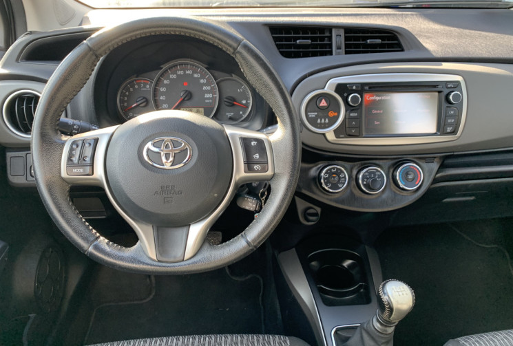 Toyota Yaris III 1.3 100 VVT-I DYNAMIC