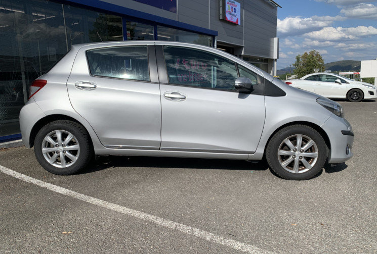 Toyota Yaris III 1.3 100 VVT-I DYNAMIC