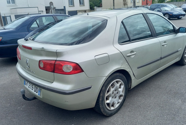 Renault LAGUNA 2.0 16 v POUR PRO DE l'AUTO