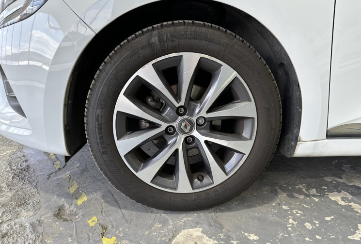 Renault Clio 1.0 TCe 100 Intens Rien à prévoir /Suivi Renault /Carplay /Caméra de recul / Régulateur