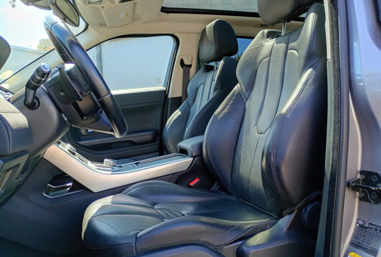 Land-Rover Range Rover Evoque  PRESTIGE 2,2 TD4 150 BVA - ATTELAGE / SON MERIDIAN