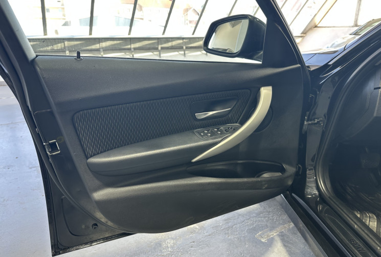 BMW 320i  Business