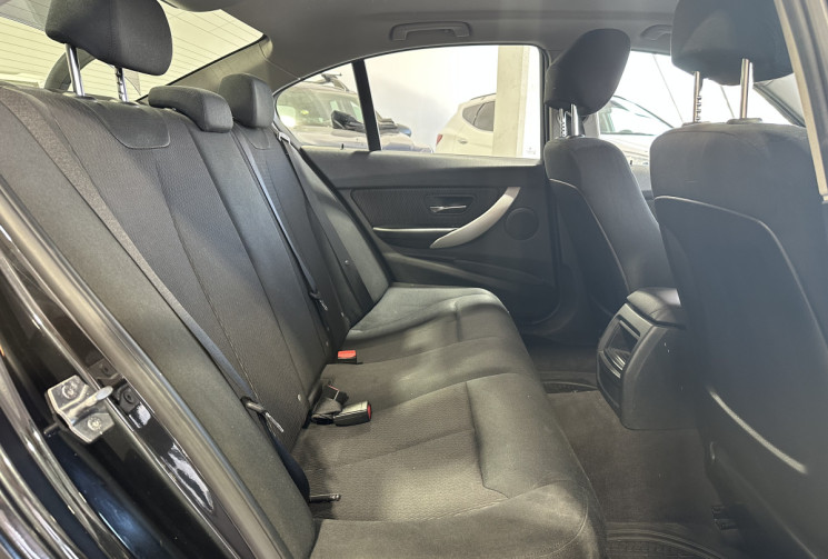 BMW 320i  Business